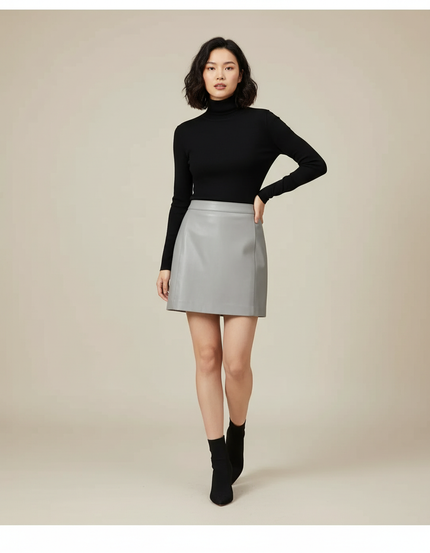 Jupe En Cuir Et Bottines