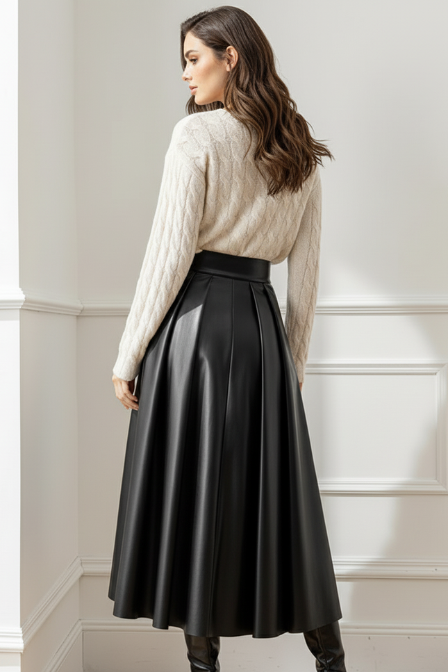 Jupe Cuir Noire Plissée Élégante